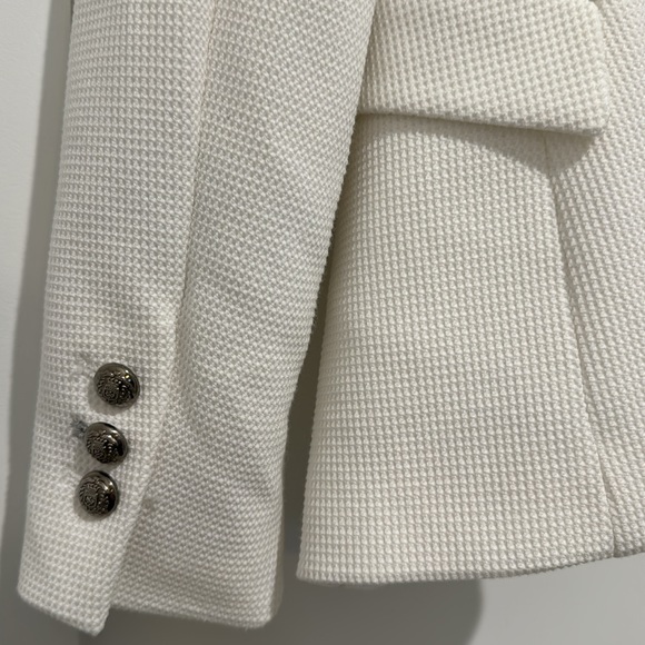 Zara Women Blazer - Picture 4 of 6